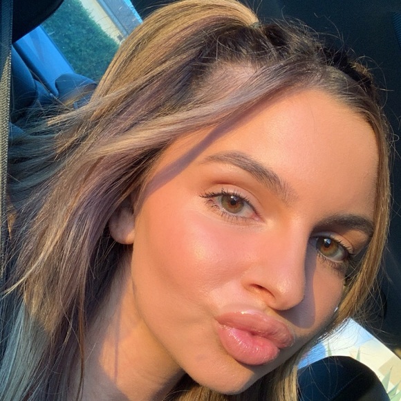 carolineesayedd